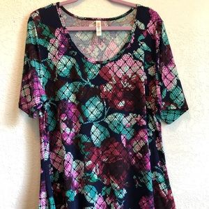 LuLaRoe Perfect T